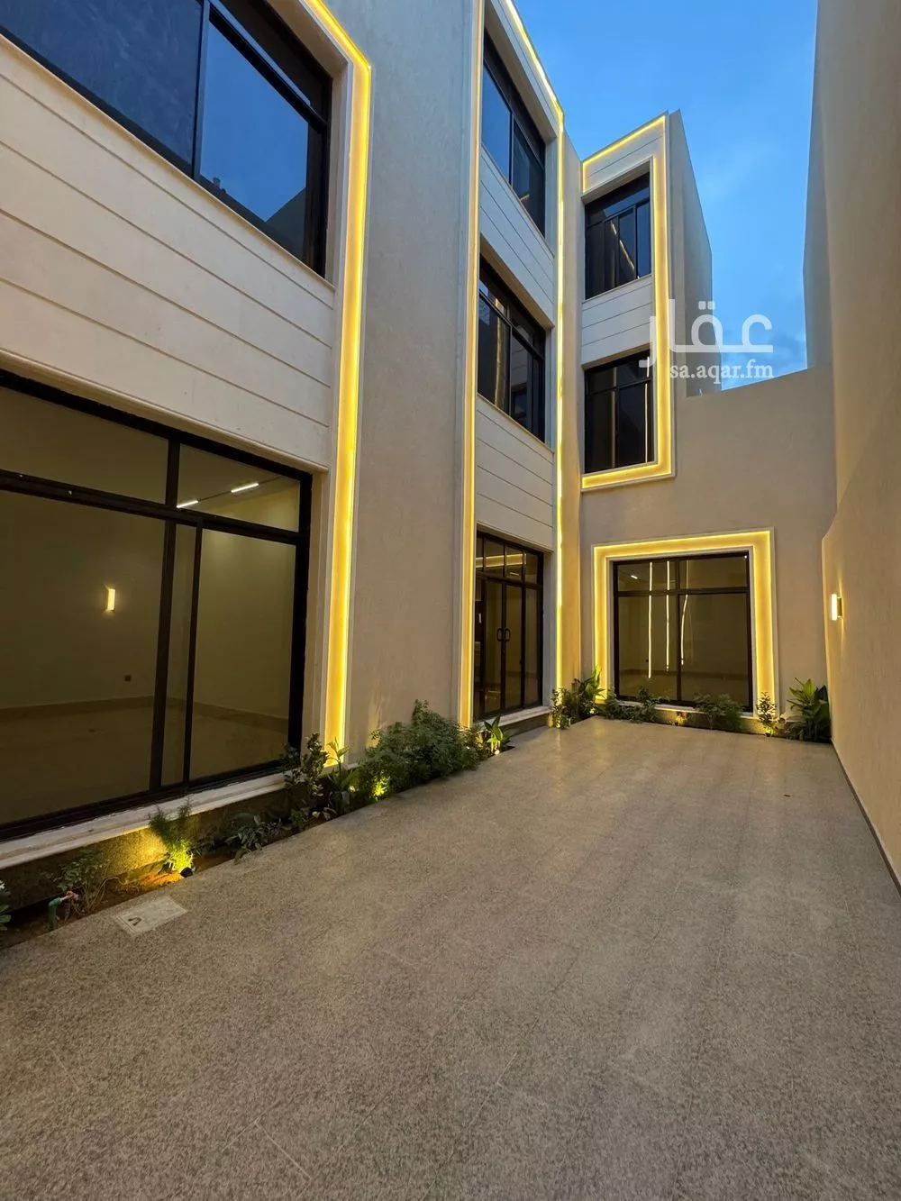5 bedroom villa in Al Mahdiyyah 6