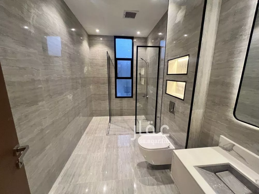 5 bedroom villa in Al Rimal 17