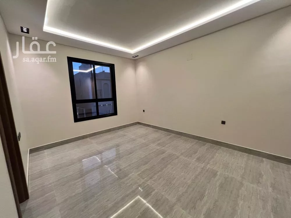 5 bedroom villa in Al Rimal 19