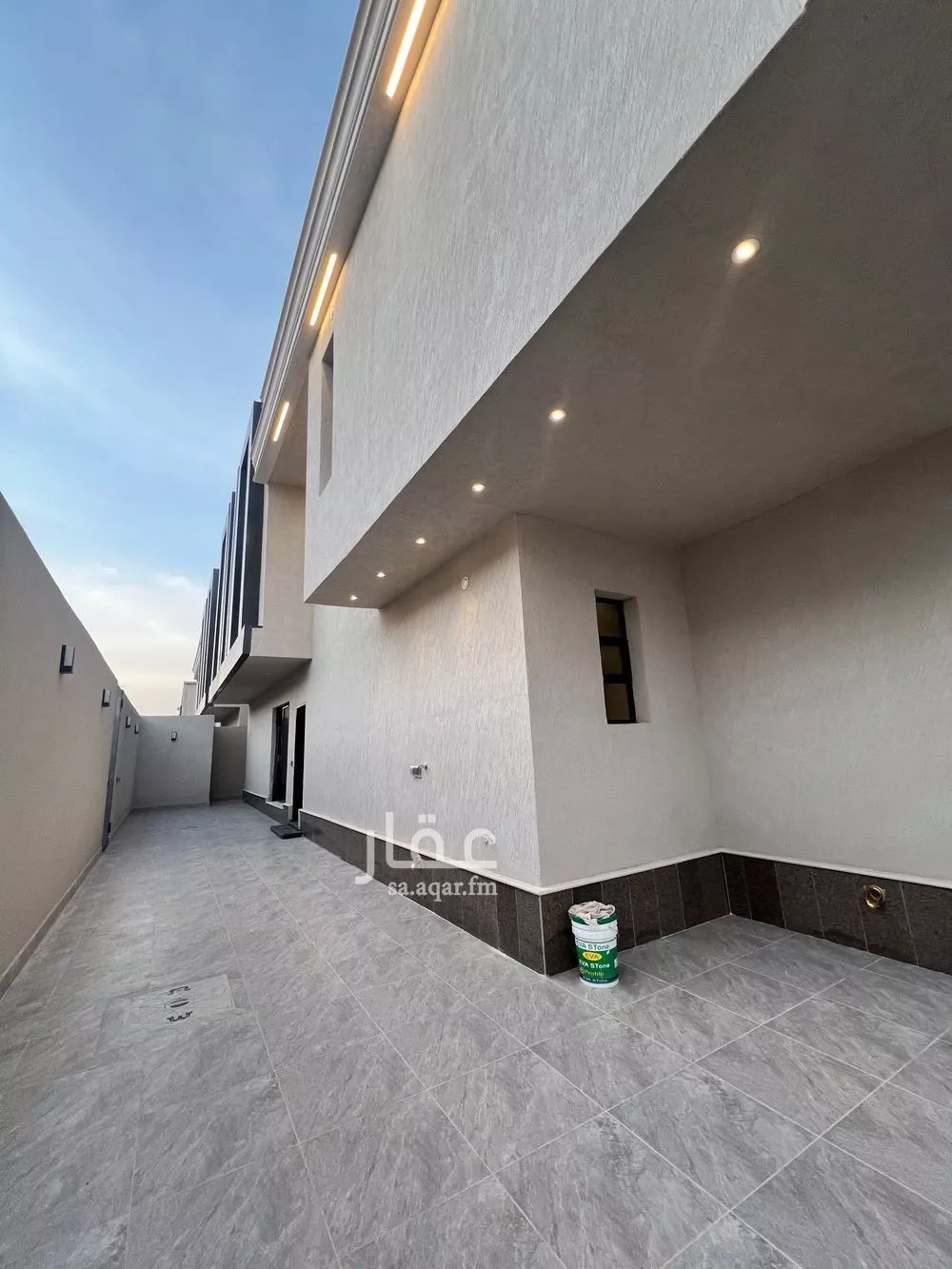 5 bedroom villa in Al Rimal 3
