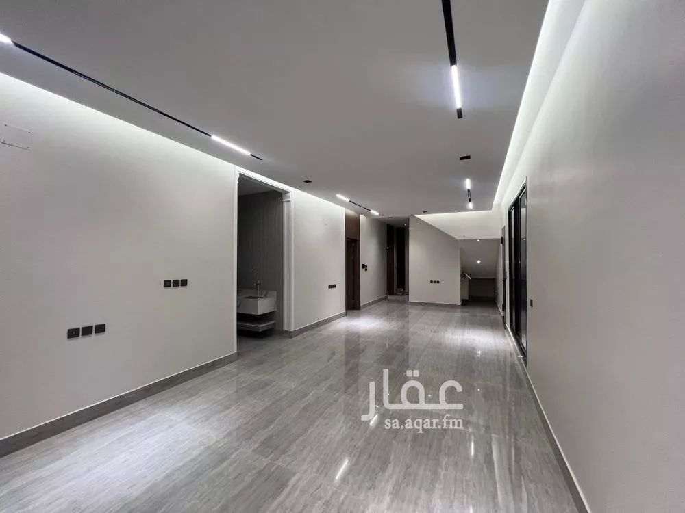 5 bedroom villa in Al Rimal 22