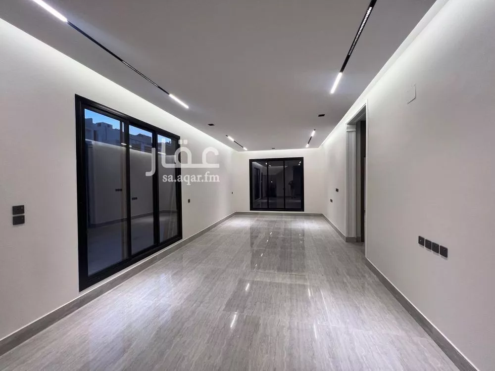 5 bedroom villa in Al Rimal 8