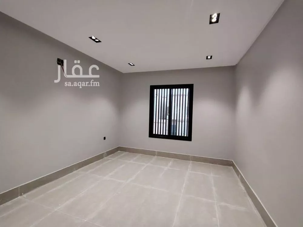 5 bedroom villa in Okaz 3