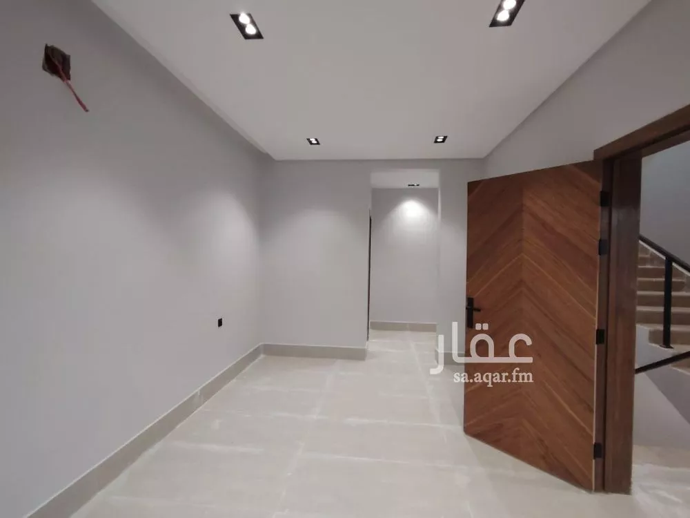 5 bedroom villa in Okaz 7