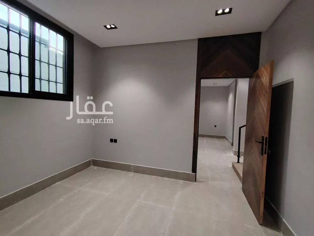 5 bedroom villa in Okaz 8