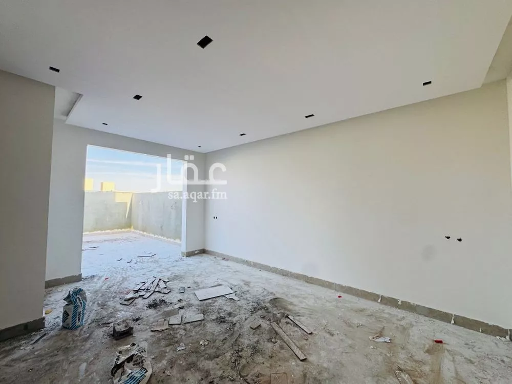 4 bedroom villa in Al Aridh 20