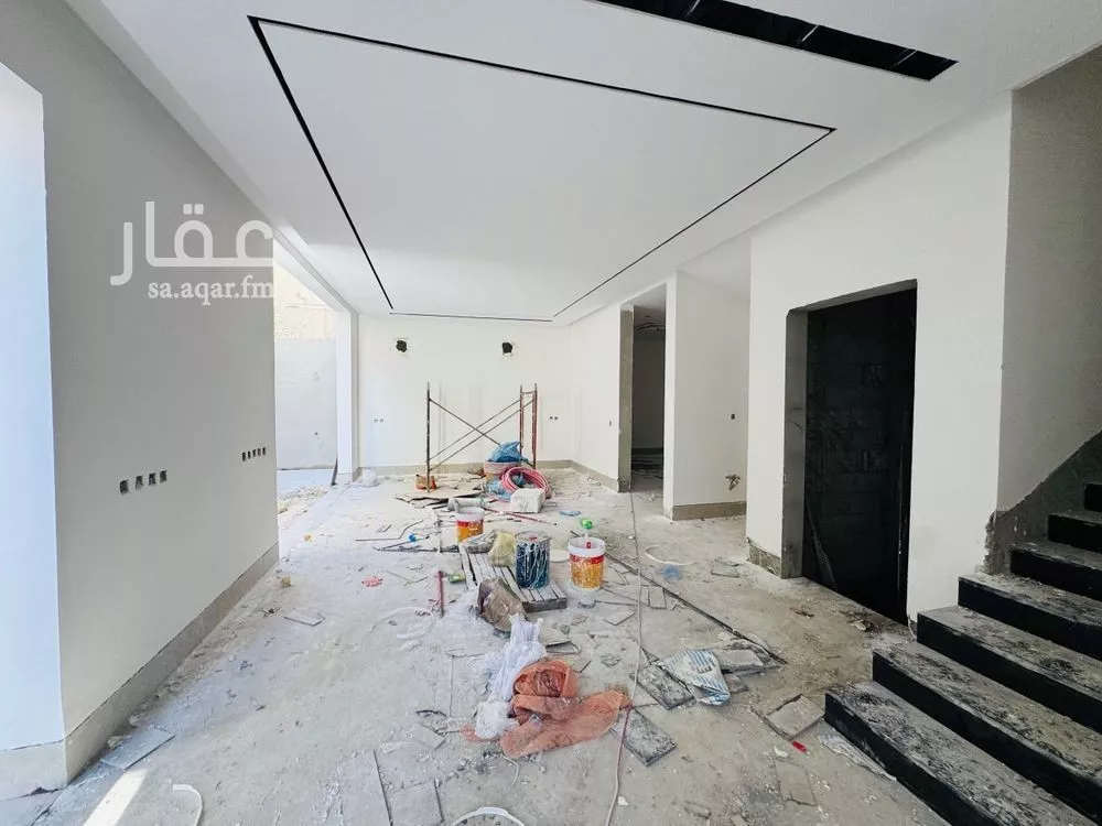 4 bedroom villa in Al Aridh 5