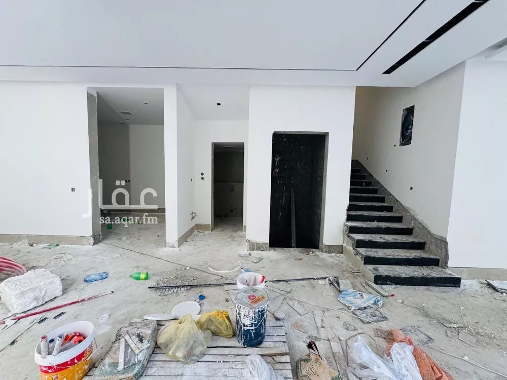 4 bedroom villa in Al Aridh 7
