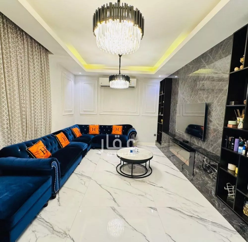 4 bedroom villa in Al Aridh 21