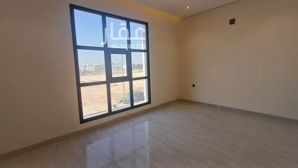 4 bedroom villa in Al Janadriyah 11