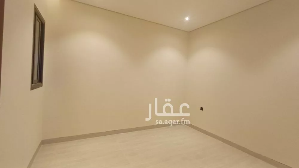4 bedroom villa in Al Janadriyah 12