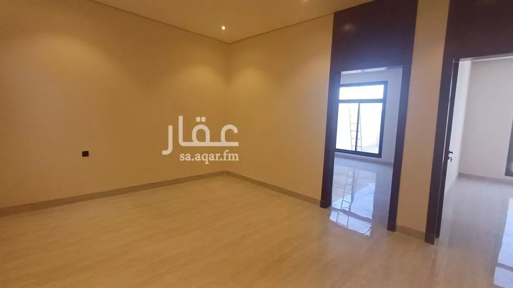 4 bedroom villa in Al Janadriyah 14