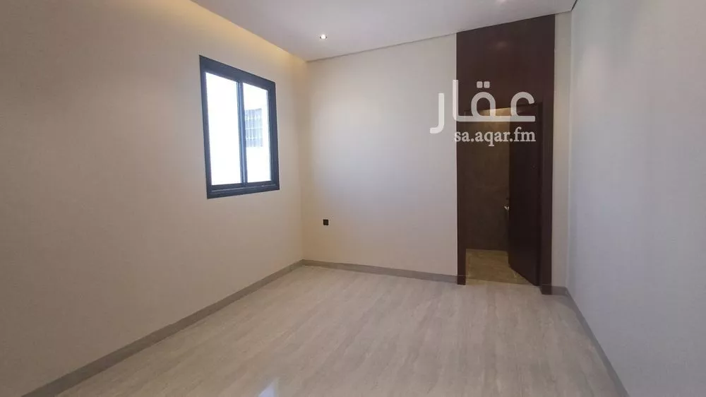 4 bedroom villa in Al Janadriyah 19