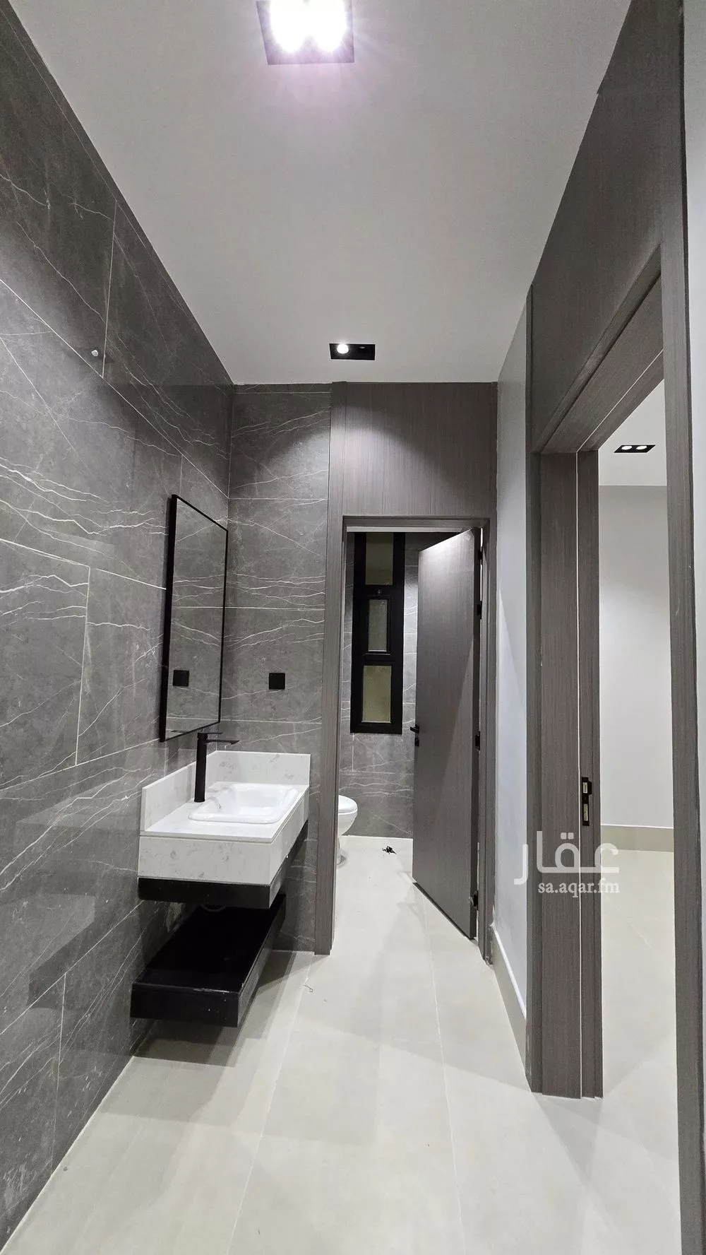 5 bedroom villa in Al Uraija Al Gharbiyah 4