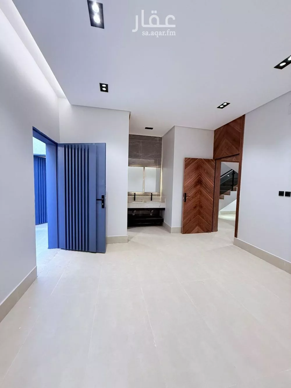 6 bedroom villa in Okaz 8