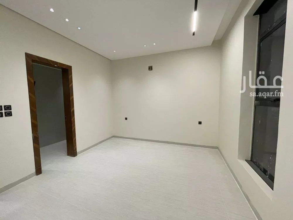 5 bedroom villa in Al Mahdiyyah 21