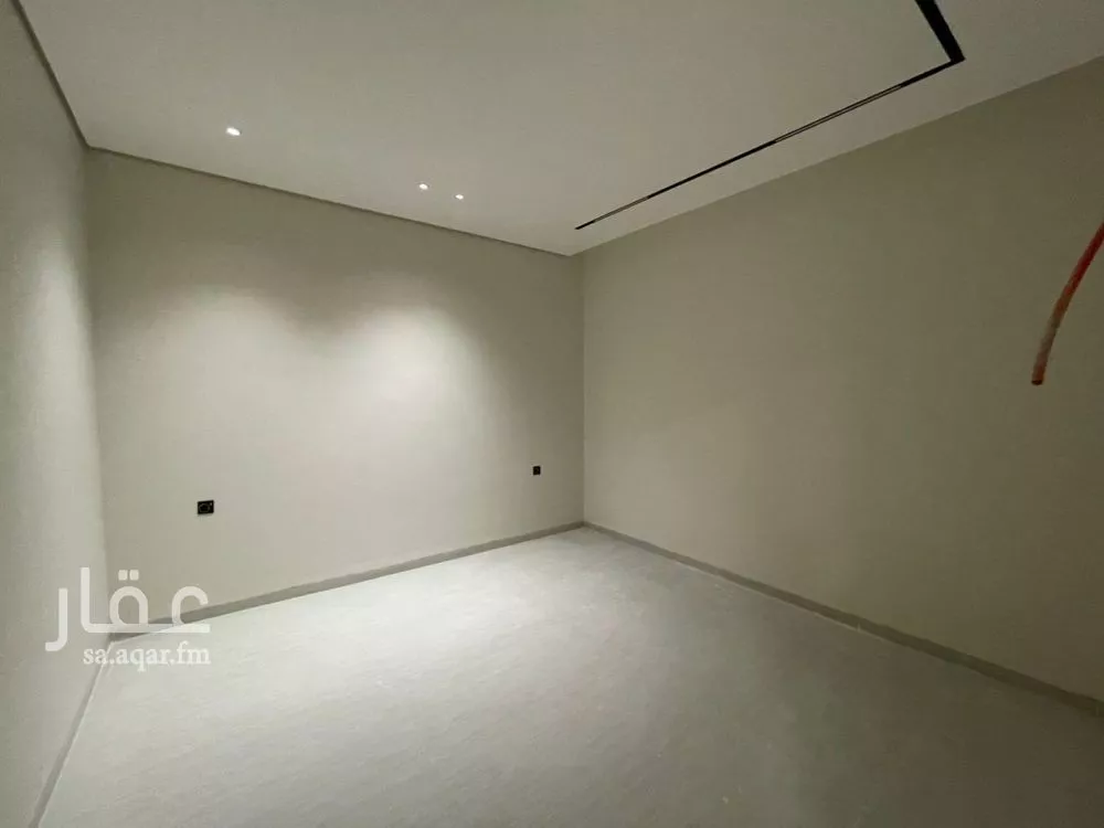 5 bedroom villa in Al Mahdiyyah 27