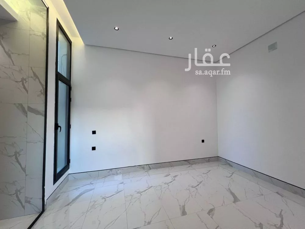 فيلا 5 غرف في النرجس 19