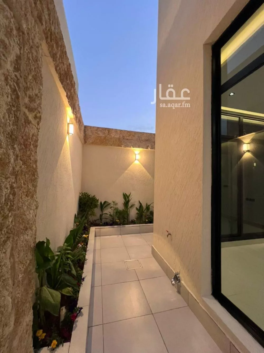 4 bedroom villa in Al Narjis 19