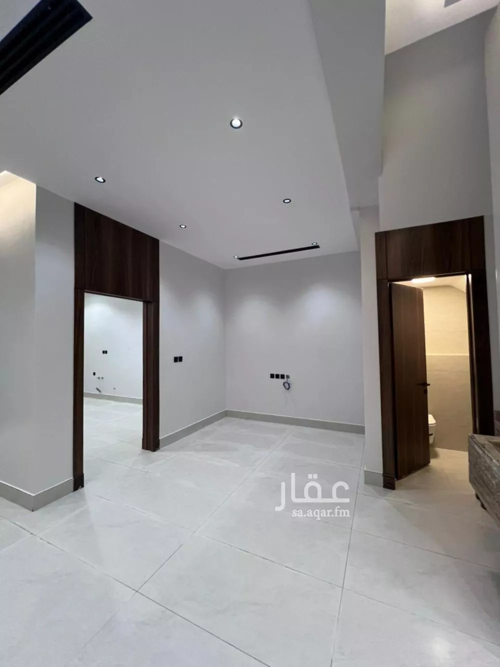 4 bedroom villa in Al Narjis 20