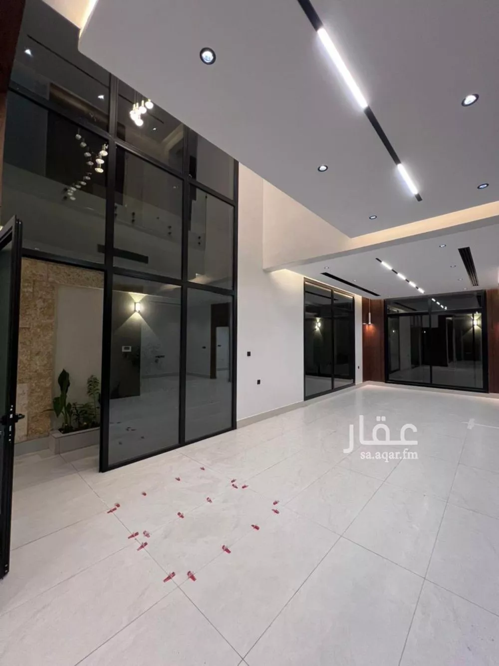 4 bedroom villa in Al Narjis 9