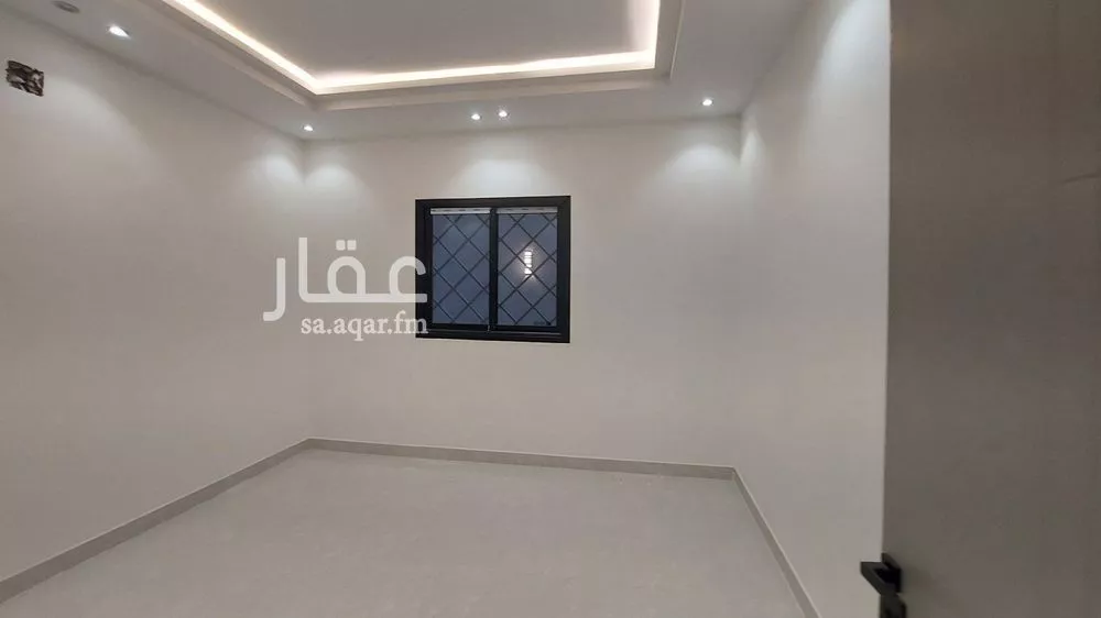 4 bedroom villa in Badr 8