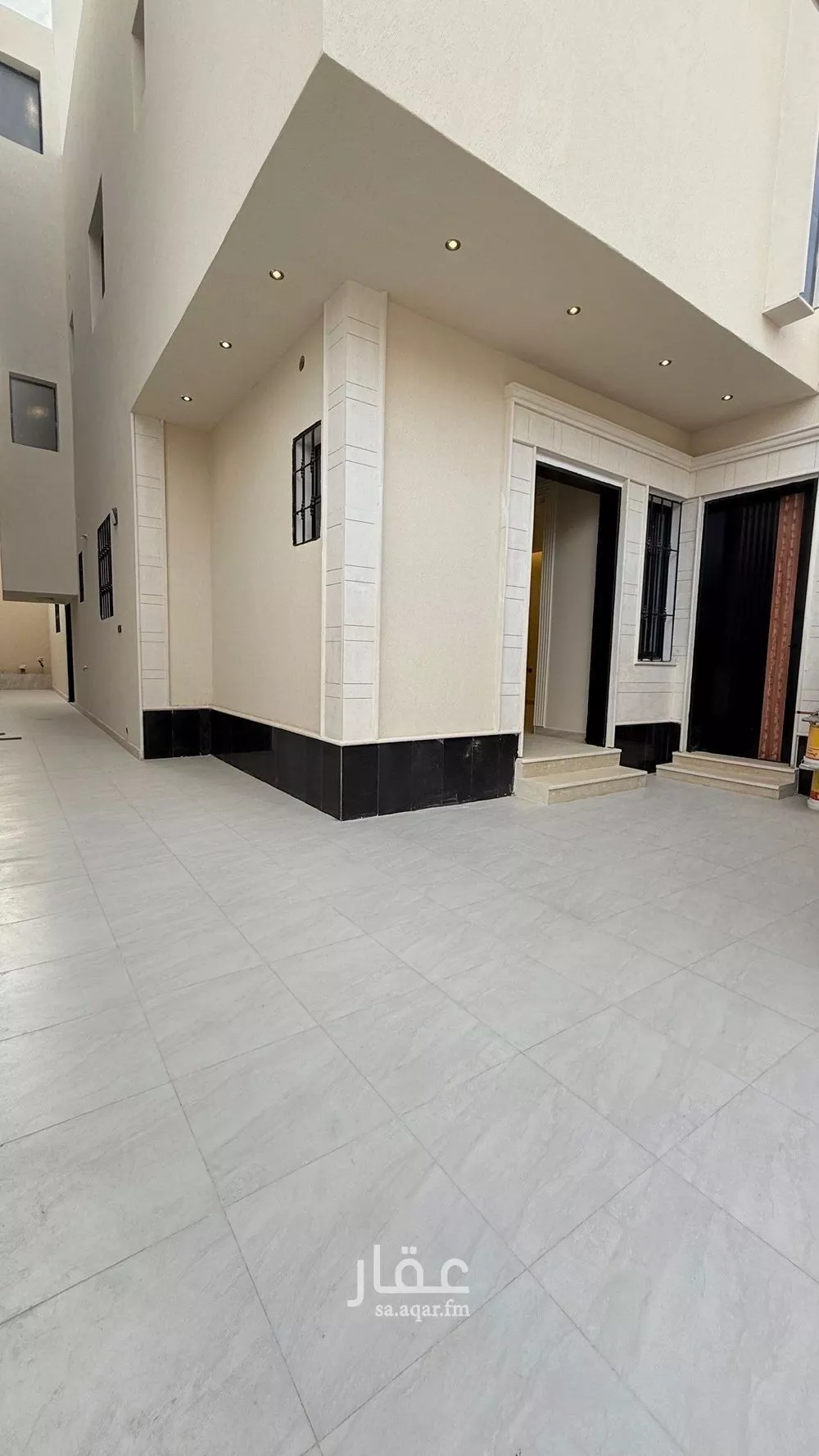 6 bedroom villa in Al Uraija Al Wusta 2