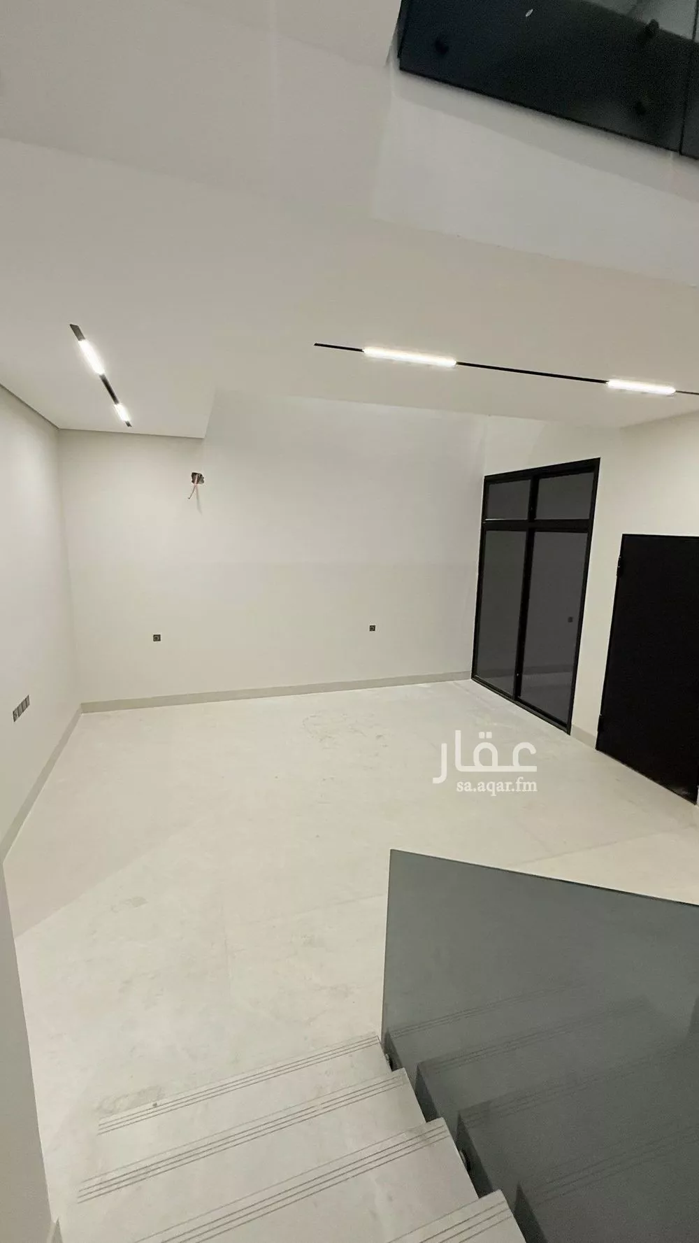 فيلا 6 غرف في العريجاء الوسطى 12