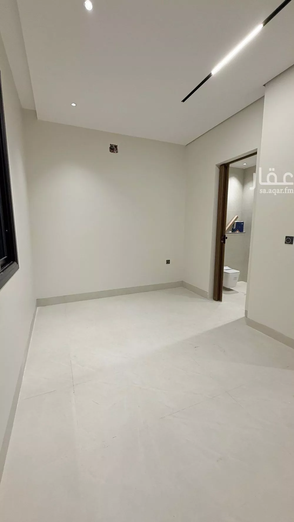 فيلا 6 غرف في العريجاء الوسطى 15