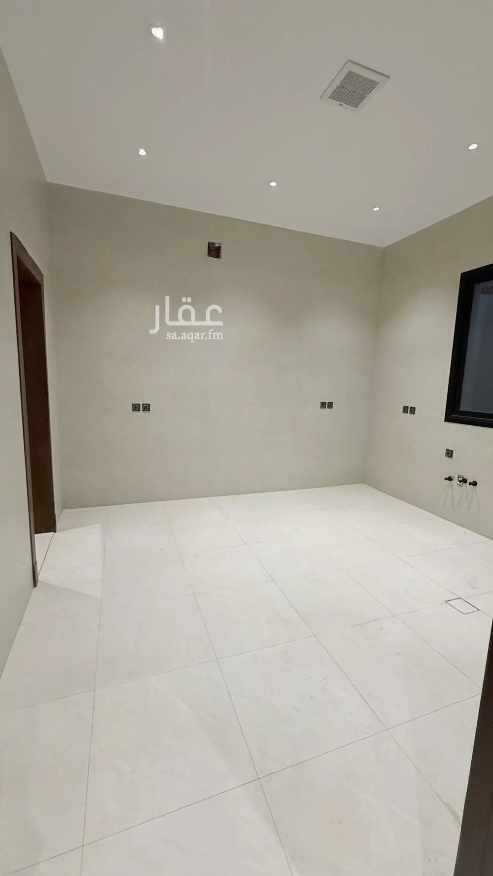 فيلا 6 غرف في العريجاء الوسطى 6