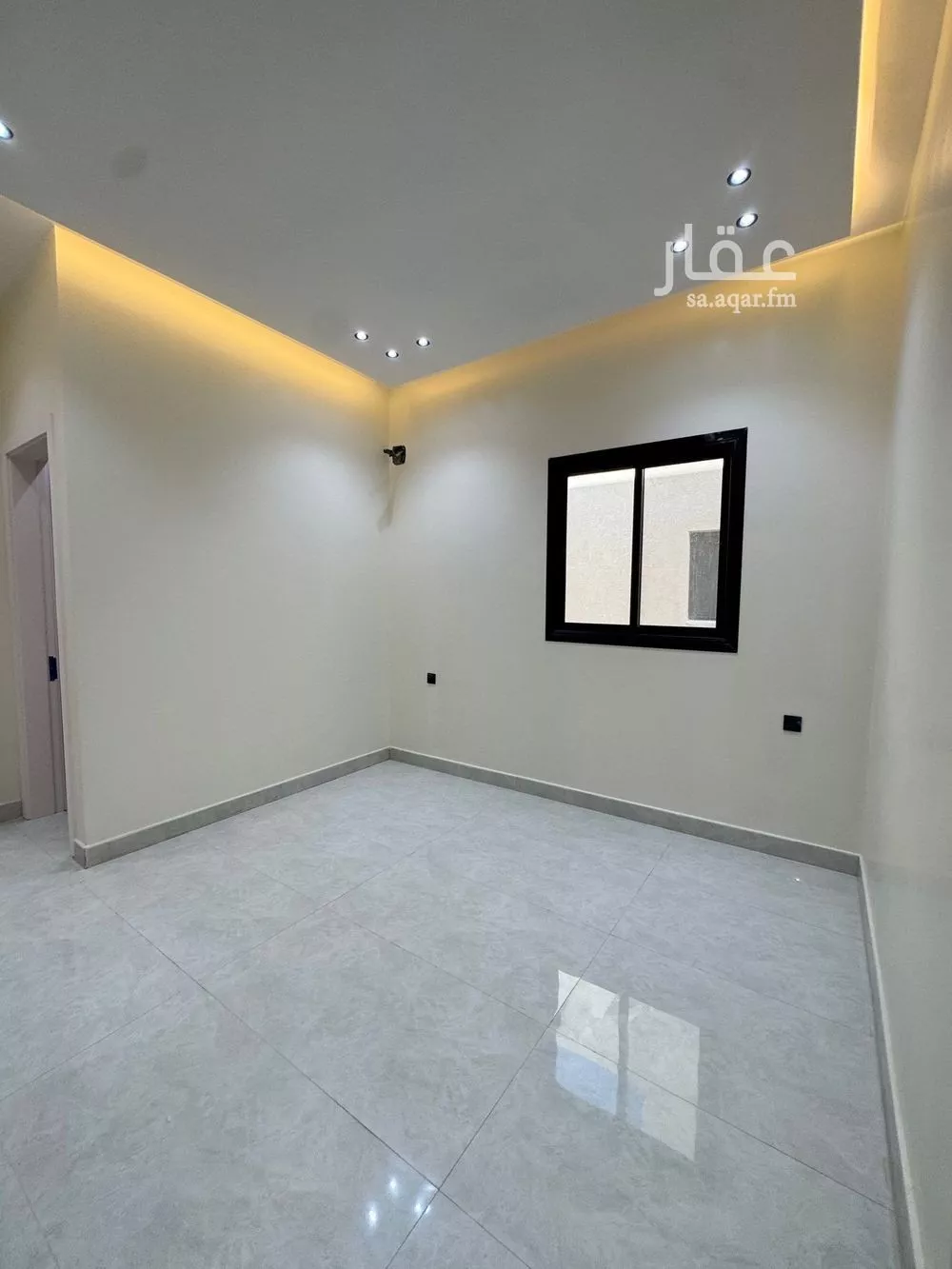 6 bedroom villa in Al Rimal 18