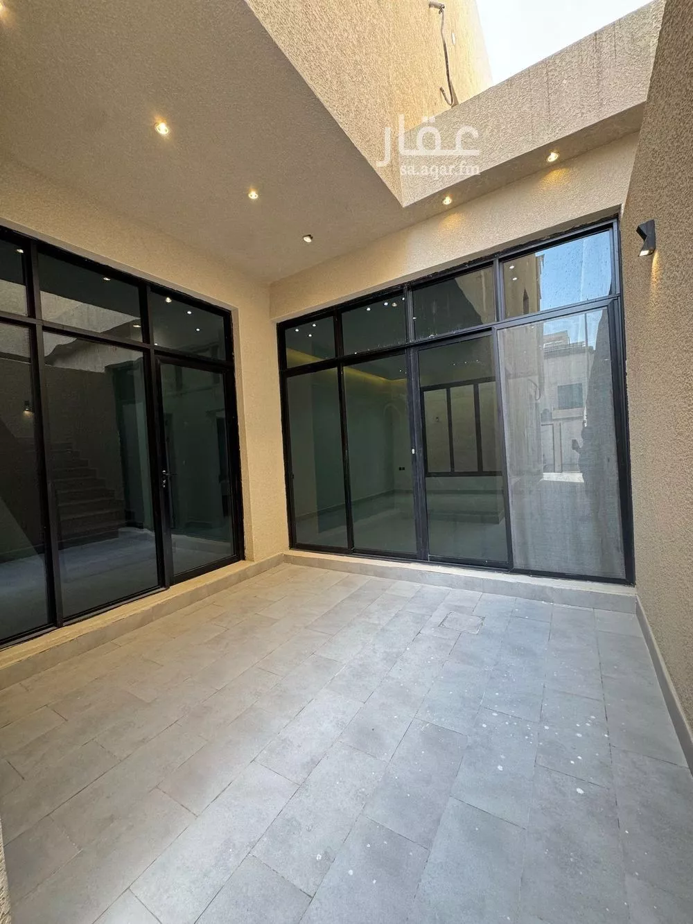 6 bedroom villa in Al Rimal 6