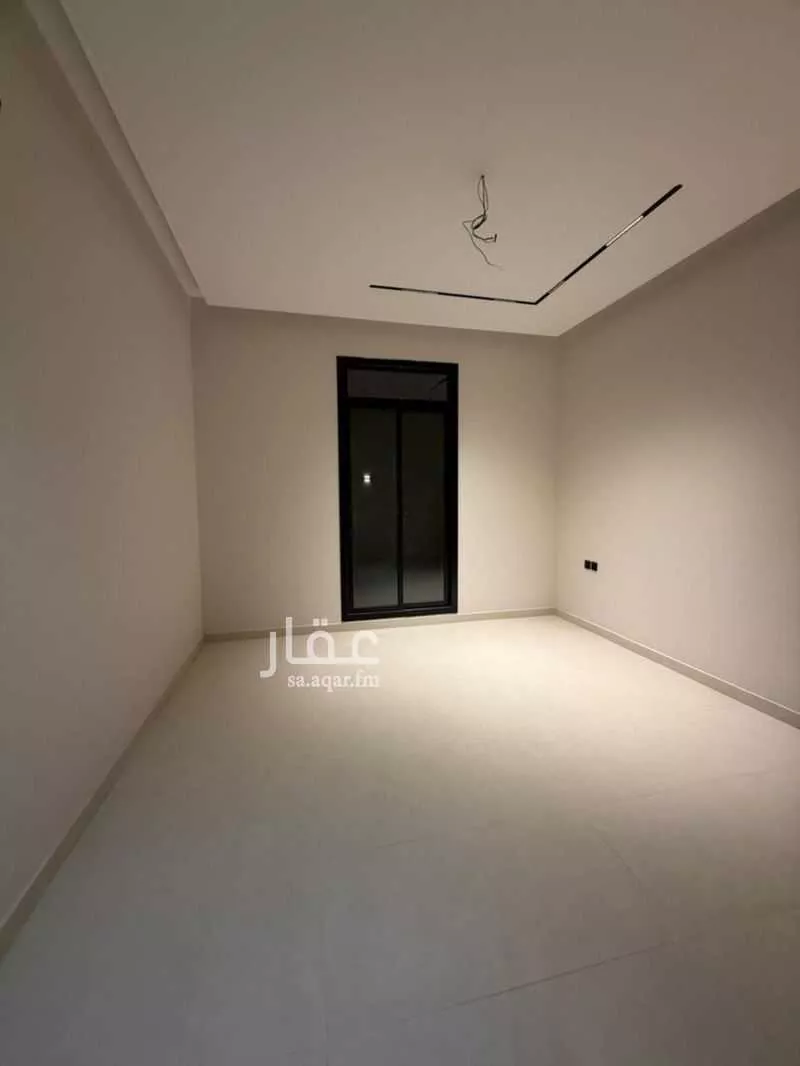 فيلا 5 غرف في الرمال 13