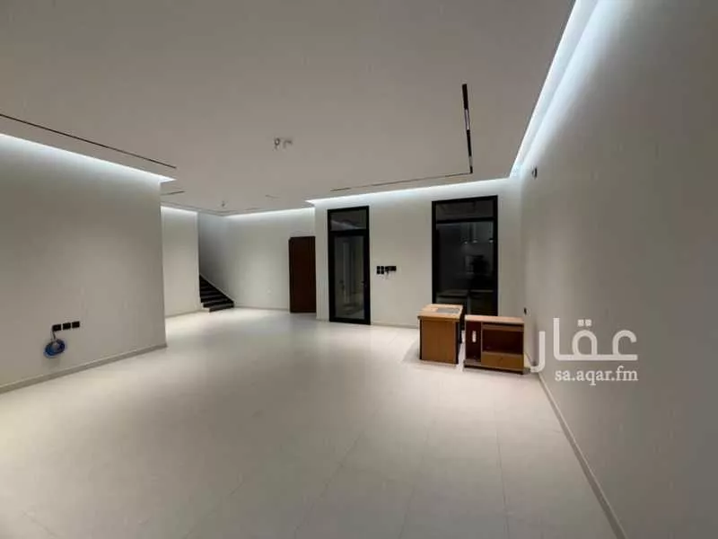 فيلا 5 غرف في الرمال 3