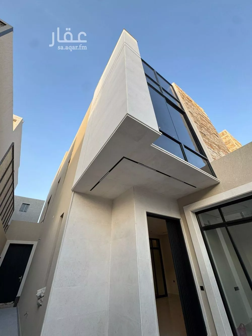 5 bedroom villa in Al Munsiyah 8
