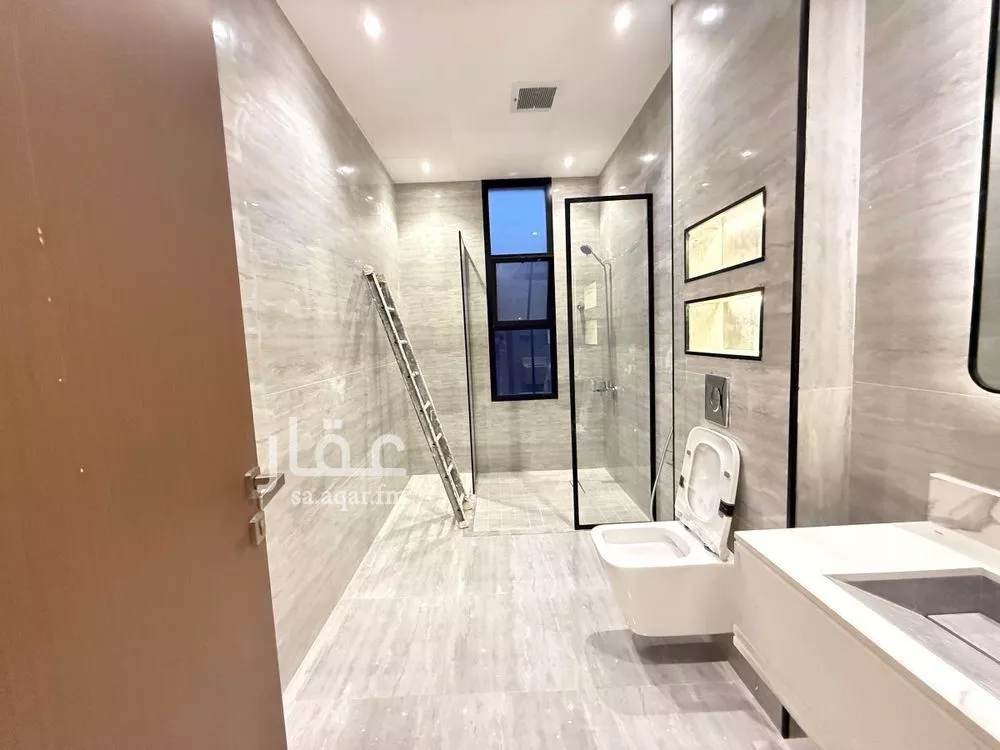7 bedroom villa in Al Rimal 12