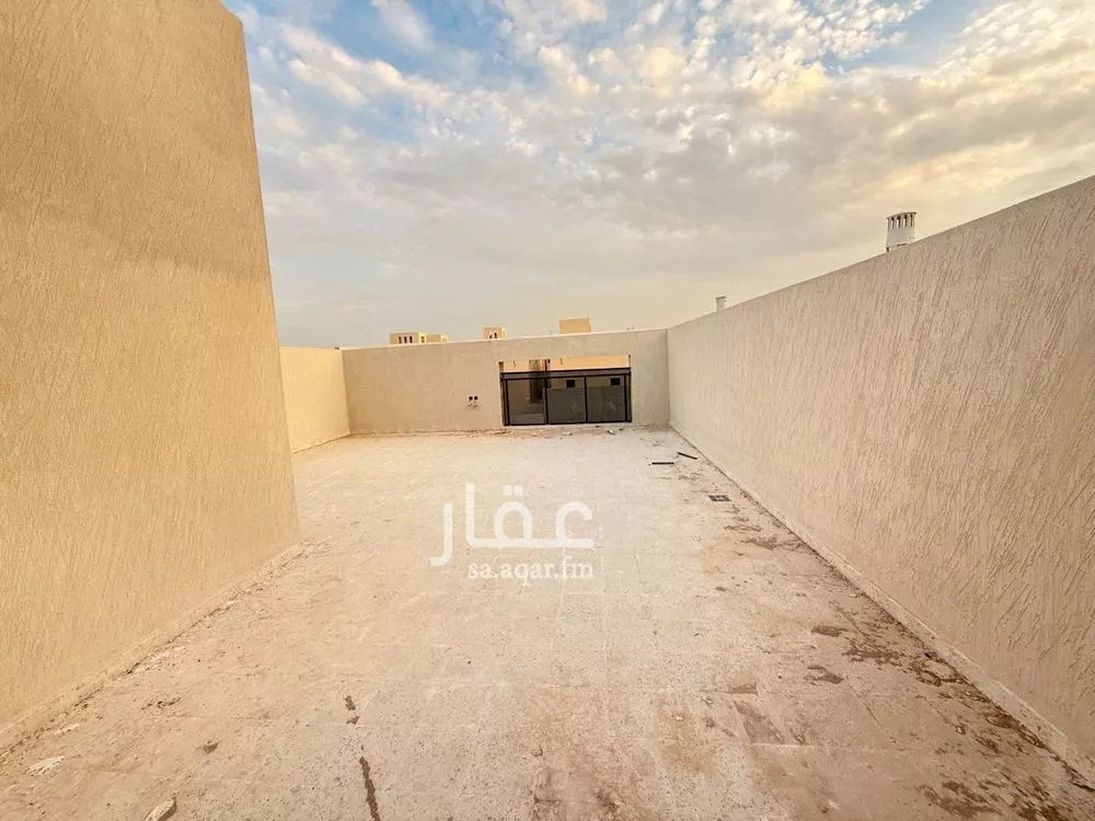 7 bedroom villa in Al Rimal 4
