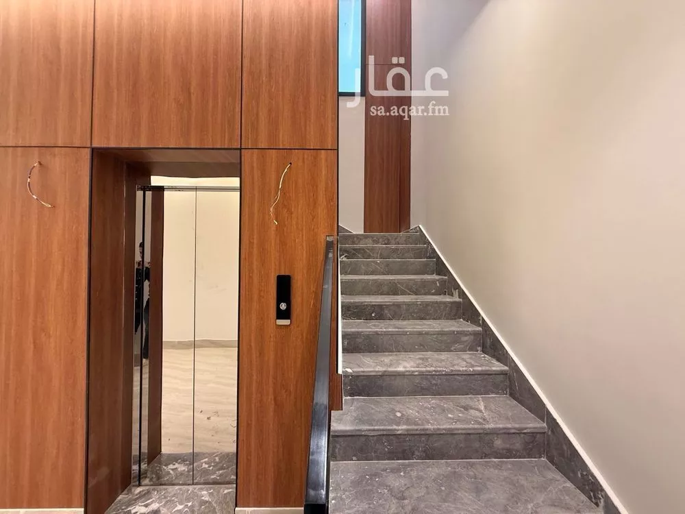 7 bedroom villa in Al Rimal 5