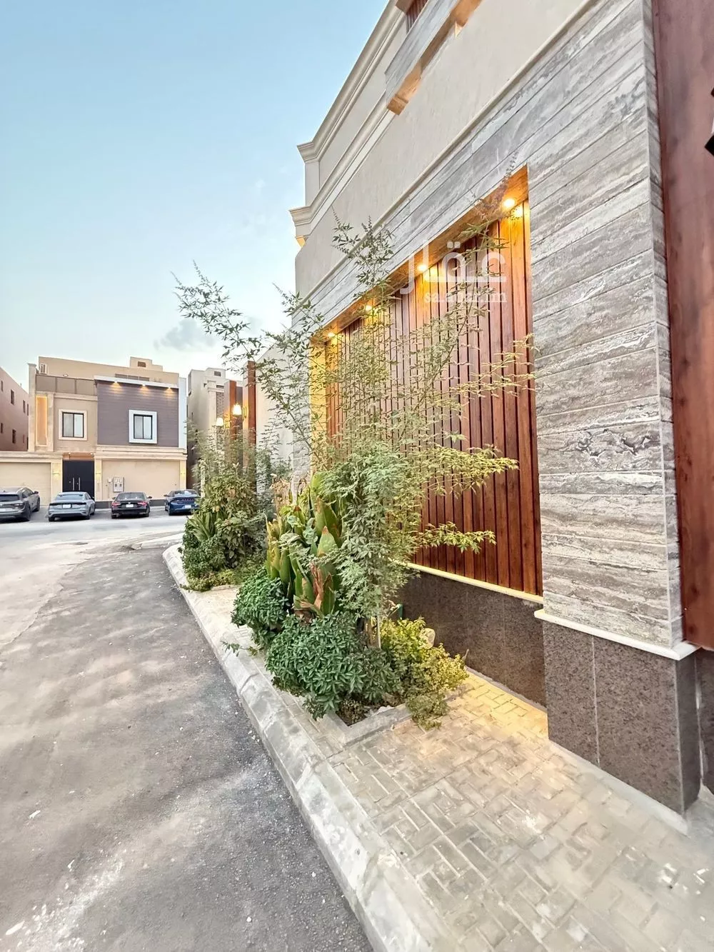 7 bedroom villa in Al Rimal 10