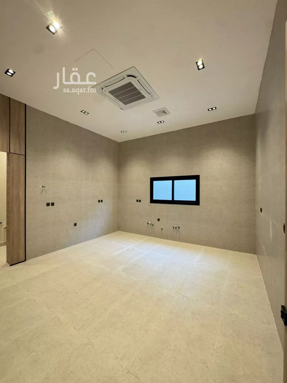 5 bedroom villa in Al Rimal 19