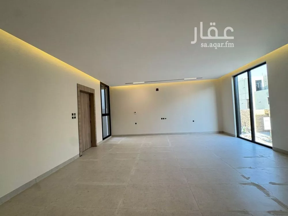 5 bedroom villa in Al Rimal 21