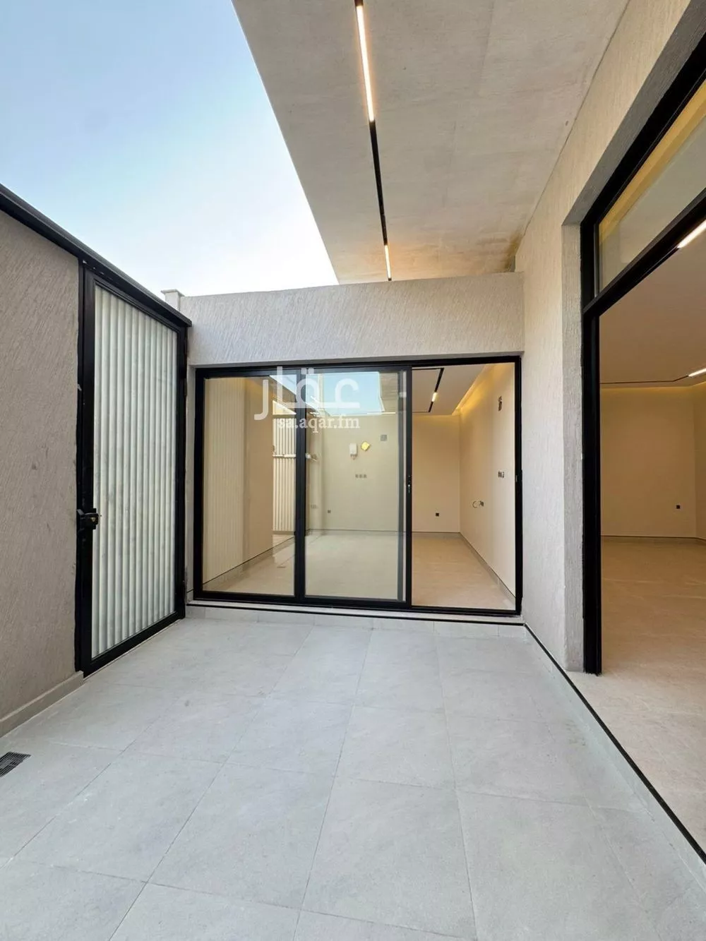 5 bedroom villa in Al Rimal 9