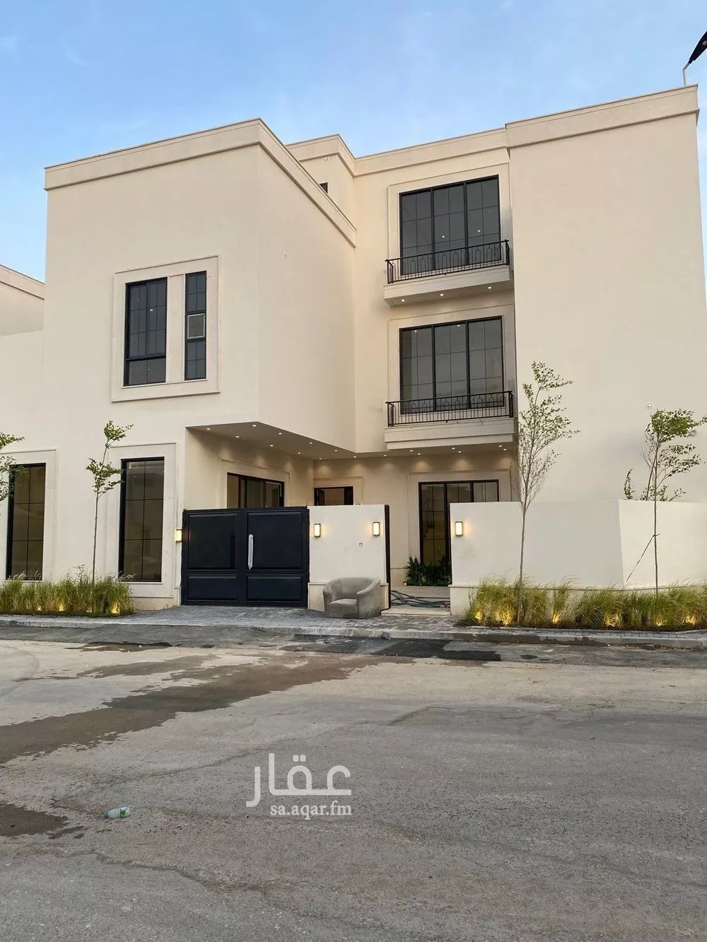 5 bedroom villa in Al Mahdiyyah 2