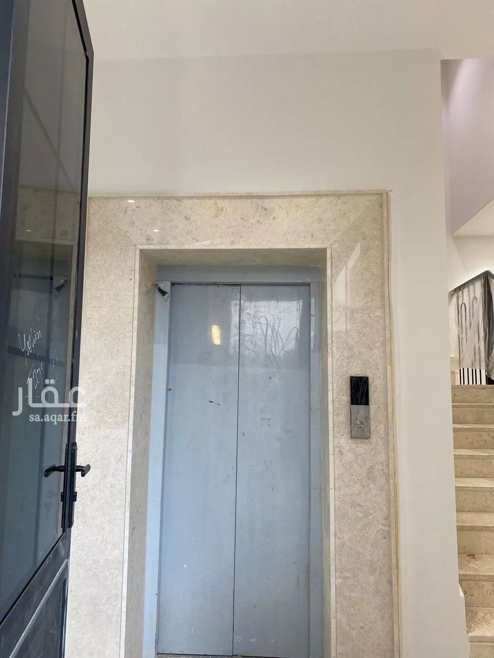 5 bedroom villa in Al Mahdiyyah 6