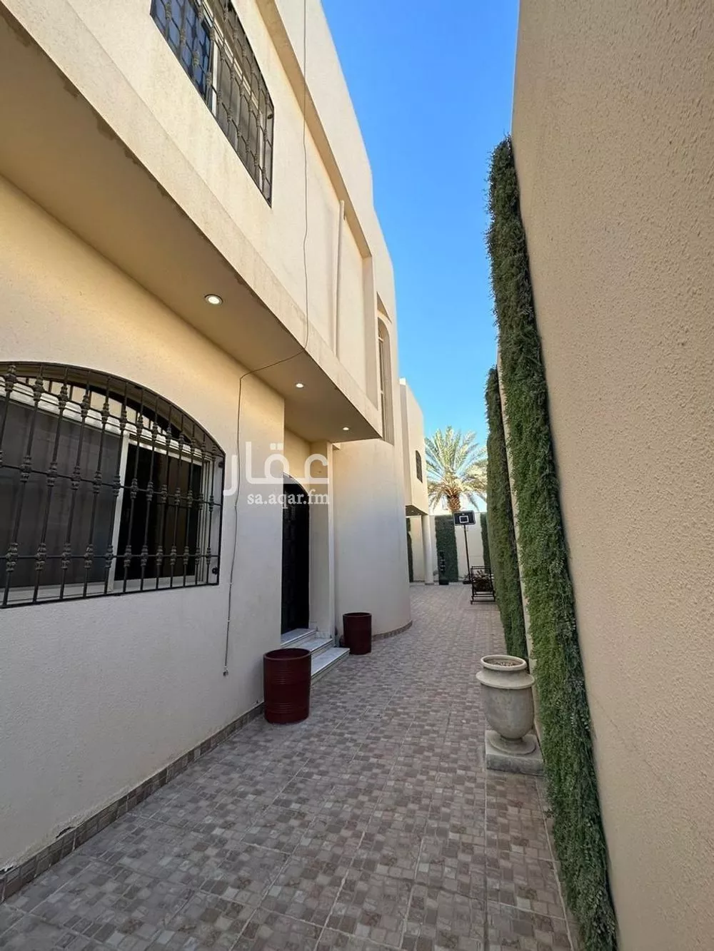 8 bedroom villa in Hittin 2