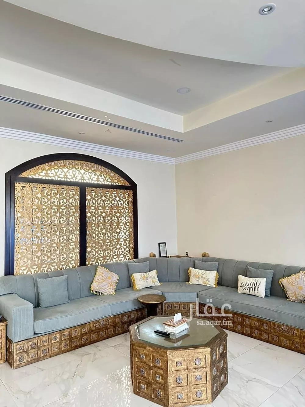 8 bedroom villa in Hittin 11