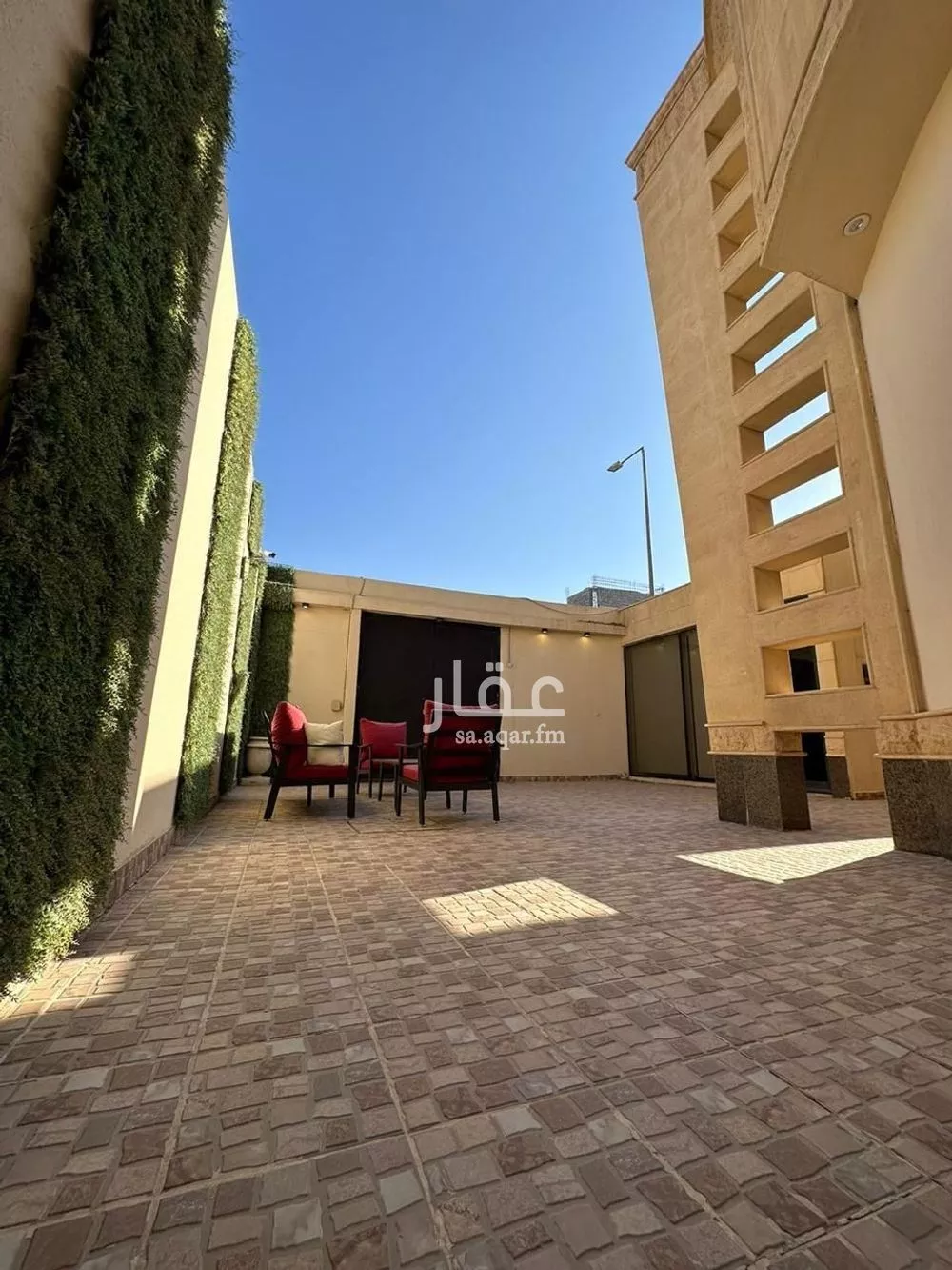 8 bedroom villa in Hittin 3