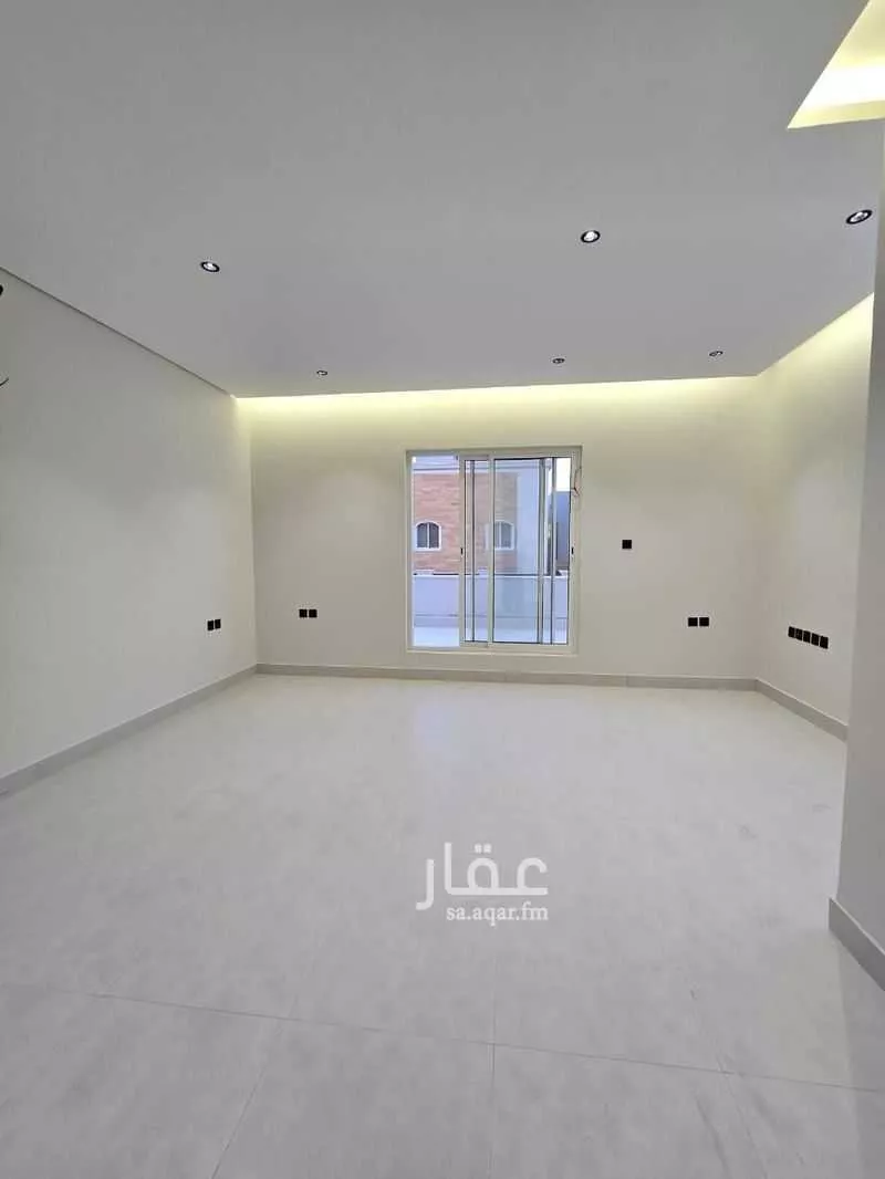 فيلا 6 غرف في العارض 14