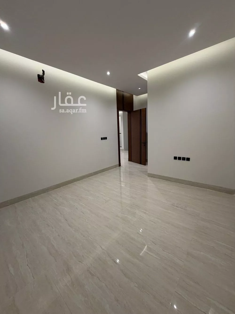 فيلا 6 غرف في المهدية 23