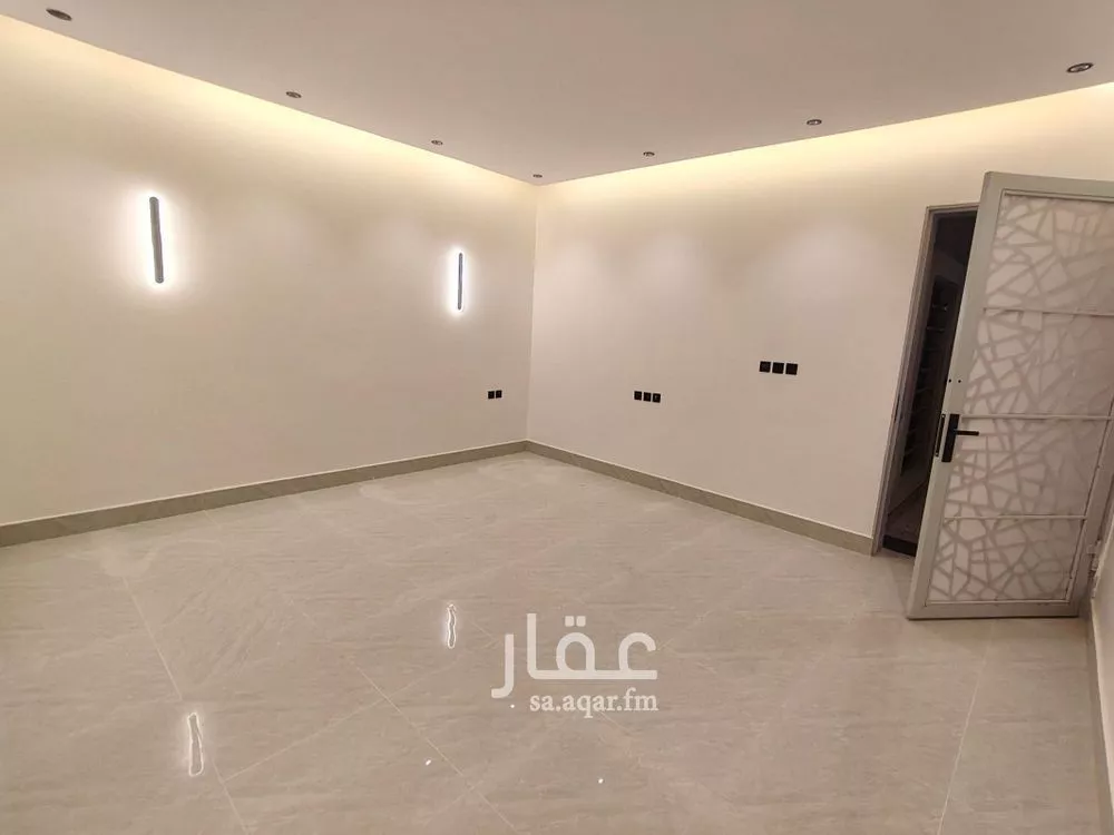 فيلا 4 غرف في بدر 14